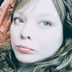 Meet your Posher, Robyn